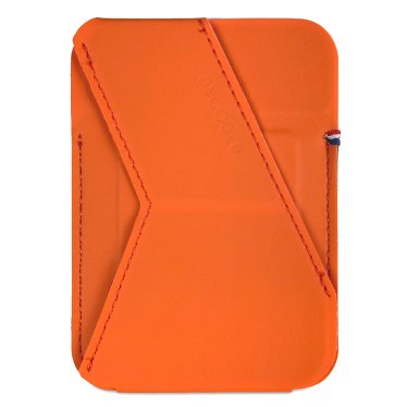 !Decoded Silicone MagSafe Card Stand Sleeve - Apricot
