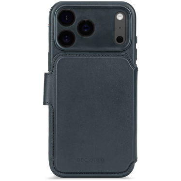 Decoded Leather Detachable Wallet - iPhone 17 Pro Max - Navy Shadow