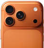 iPhone 17 Pro, achterkant, Pro-camerasysteem linksboven, 3 lenzen, microfoon, flitser, Apple logo in het midden