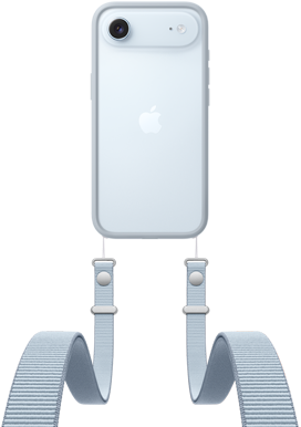 iPhone Air, achterkant, kleur Hemelsblauw, Fusion-camerasysteem bovenaan, Apple logo in het midden, Crossbodykoord bevestigd aan Bumper in de kleur lichtgrijs